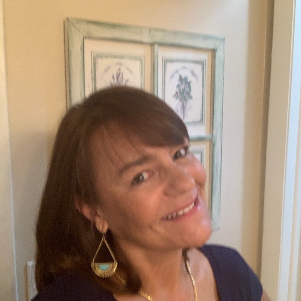 Meet your Posher, Cristina
